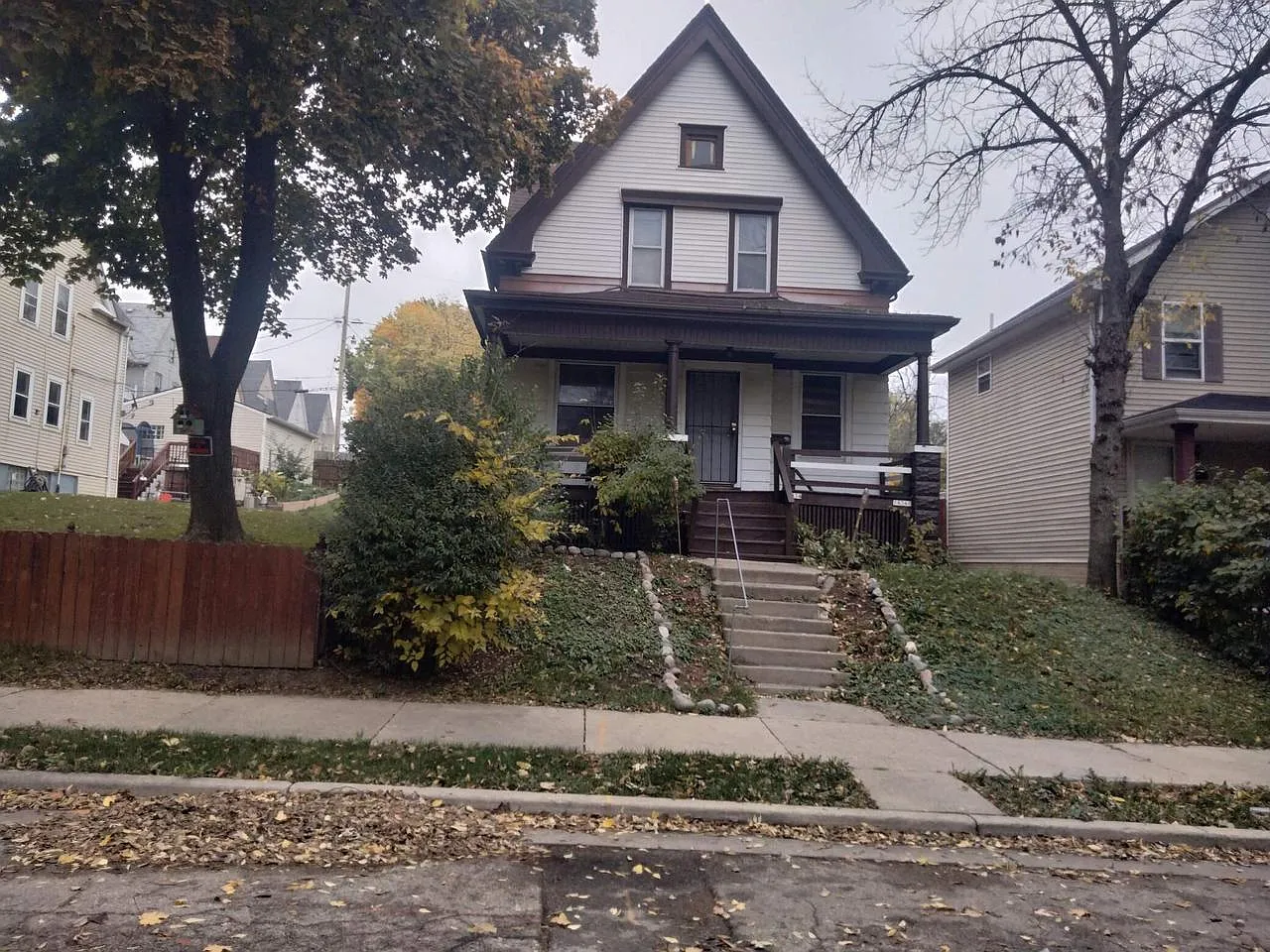 1434 North 37th Street sold duplex